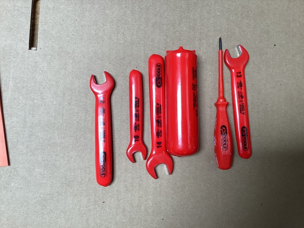 KS TOOLS 117.1830 - INSULATED TOOL SET
