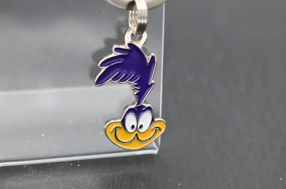 Roadrunner metal keychain- 38