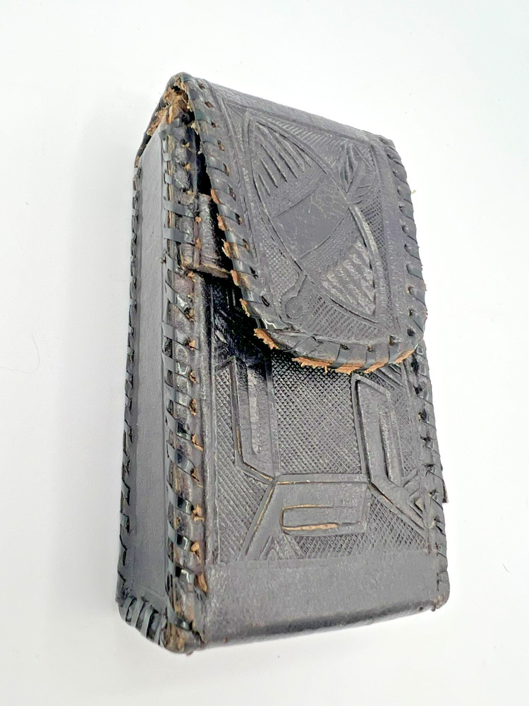 Vintage Hand-Tooled Dark Leather Pouch Case Cigarette Pack