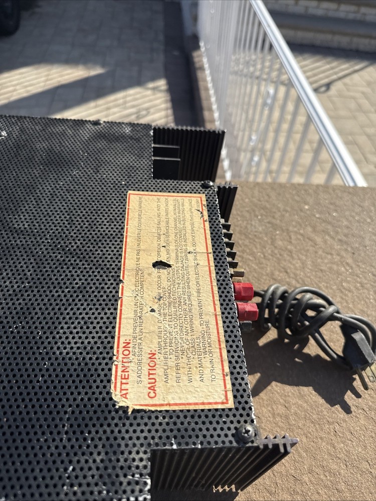 Crown PS-200 power amplifier Tested Works Has Some Cosmetic Issues