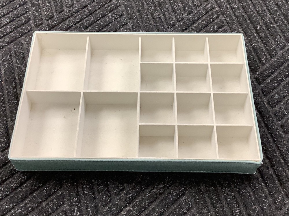 Medium Jewelry Box with Velvet Lining
