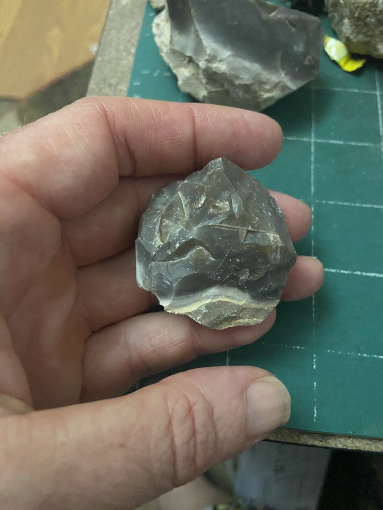 40g Georgetown Texas Flint Rock Quality Knapping Fire Making Material Nice edges
