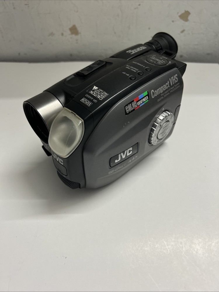 JVC GR-AX930U Videomovie Compact VHS Camcorder Video Camera *Untested*