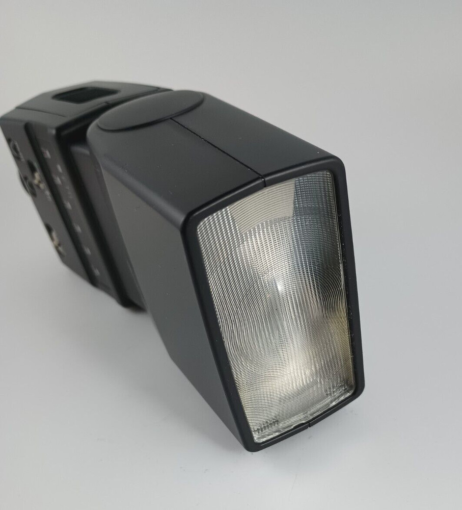 Canon Speedlite 380EX Flash with Case