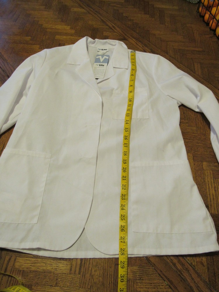 Life Uniform Class 193 Size Medium White Lab Coat