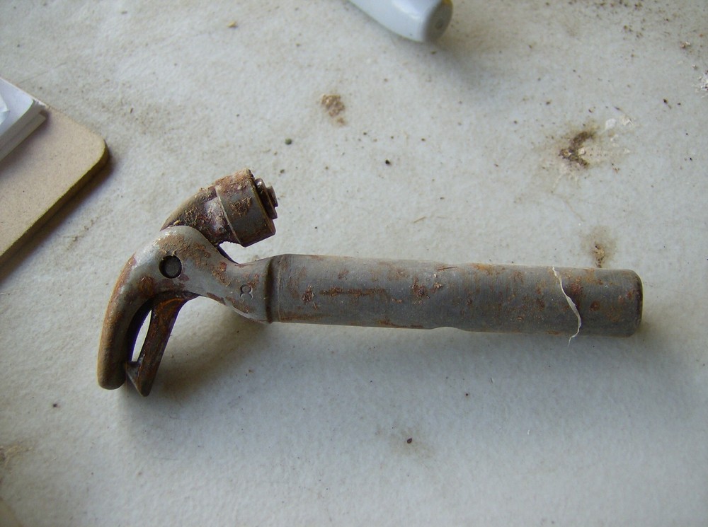 GENUINE JOHN DEERE AE11856 BILLHOOK