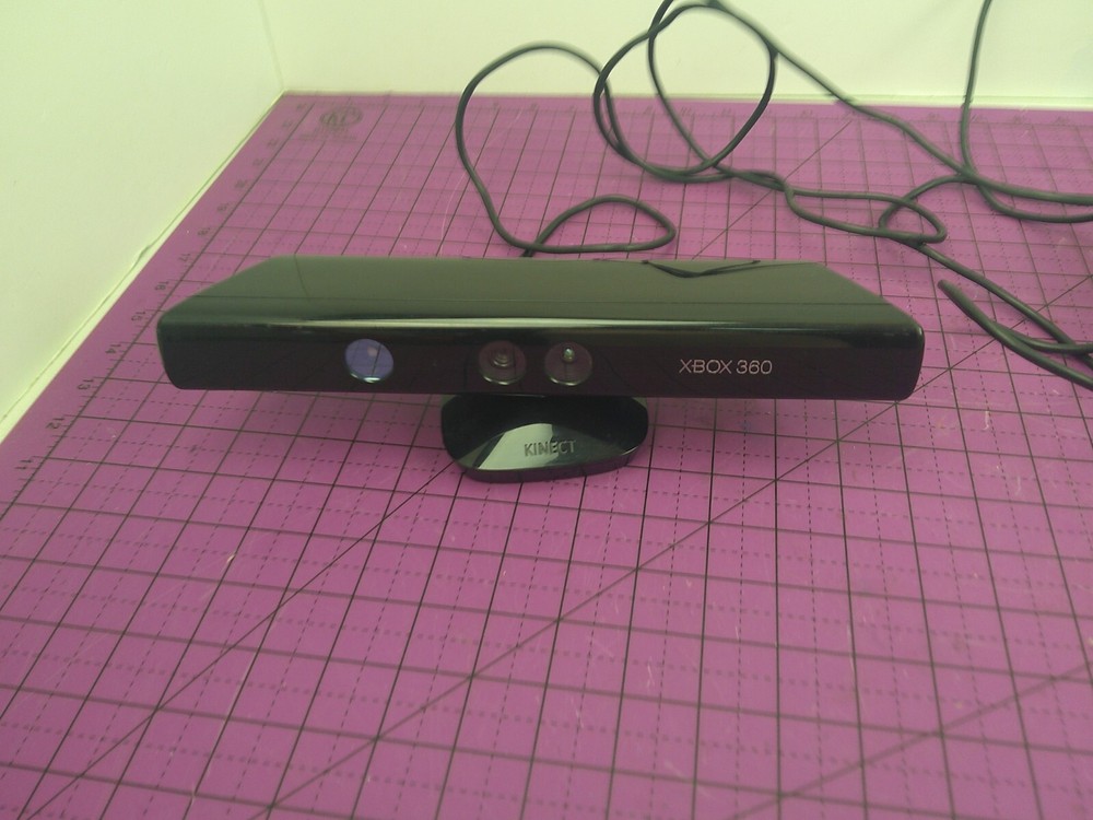 Microsoft Xbox 360 Kinect Connect Black Sensor Bar Model #1414 Tested