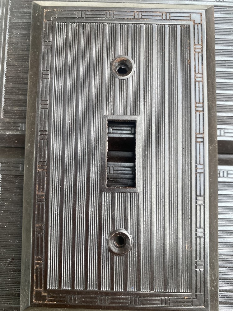 3 VTG Dashed Line Bakelite Brown Single Toggle Switch Plate Cover NOS. E9