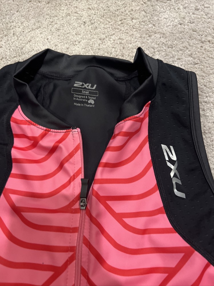 2XU Women's Compression Perform Multisport Singlet Size Small