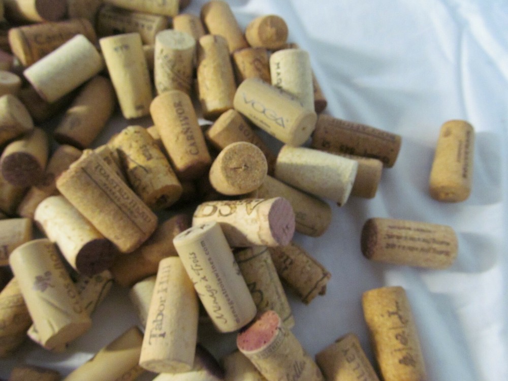 (113) Assorted Wine Corks for Crafts