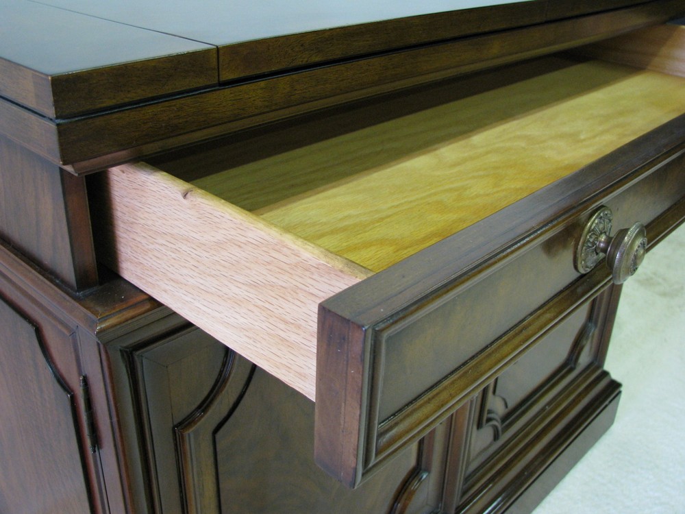 Karges Louis XVI Bar / Server With Dramatic Patterned Walnut Veneers & Flip Top