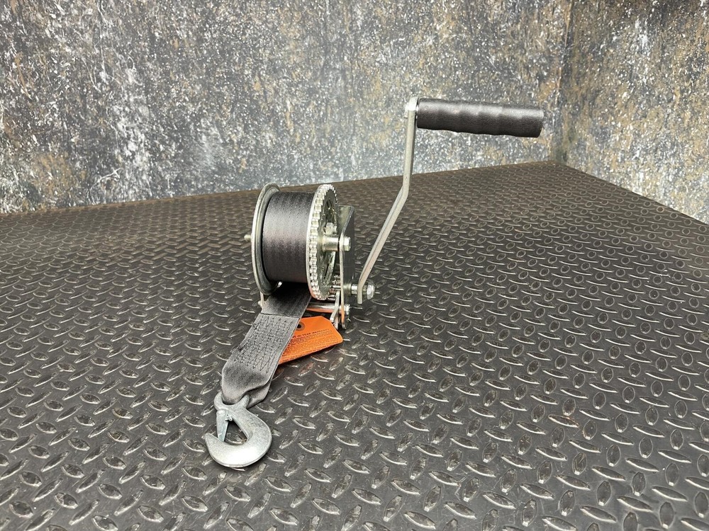 Dutton-Lainson DL1402A Medium Duty Pulling Winch w/ 20 Ft Strap, 1400 Lb, Unused