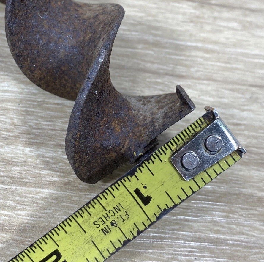 Vintage Carpenter’s Hand Drill Rustic Primitive Farm & Barn