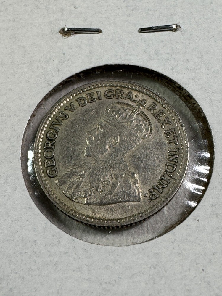 1920 Canada 5 Cents Small Silver Coin