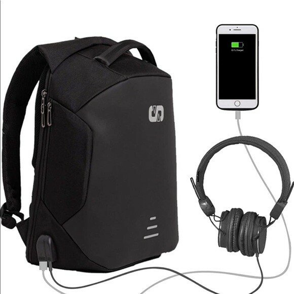 Sportpark  Charging Laptop Backpack