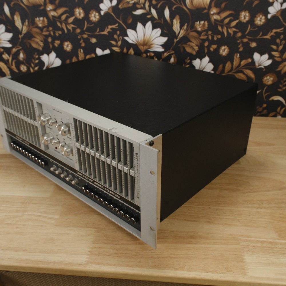 Fully Serviced Crown EQ 2 Graphic Equalizer Distinction Series Balanced