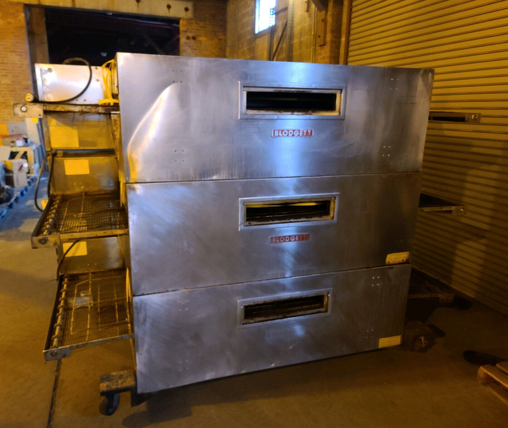 BLODGETT MT3870 CONVEYOR TRIPLE STACK PIZZA OVEN