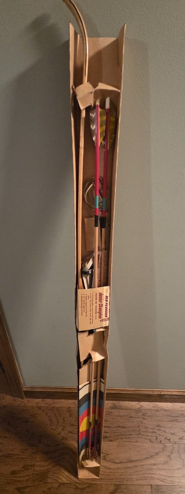 Ben Pearson Bow and arrow set