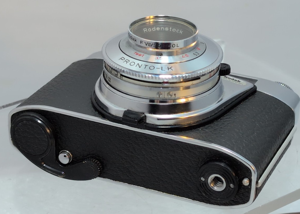 Kodak Retinette 1B 35mm camera with shutter priority selenium metering w/Case