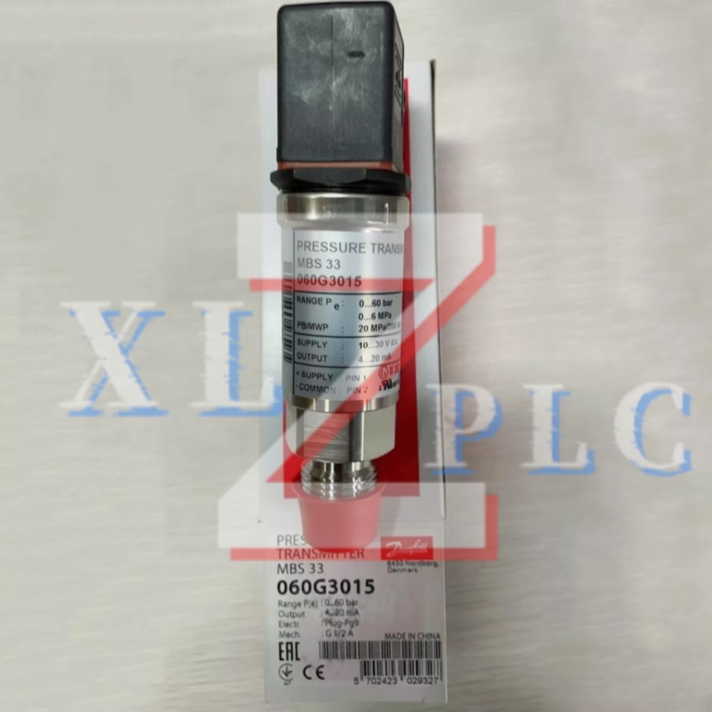 1PCS New Danfoss 060G3015 Pressure Transmitter  In Box*