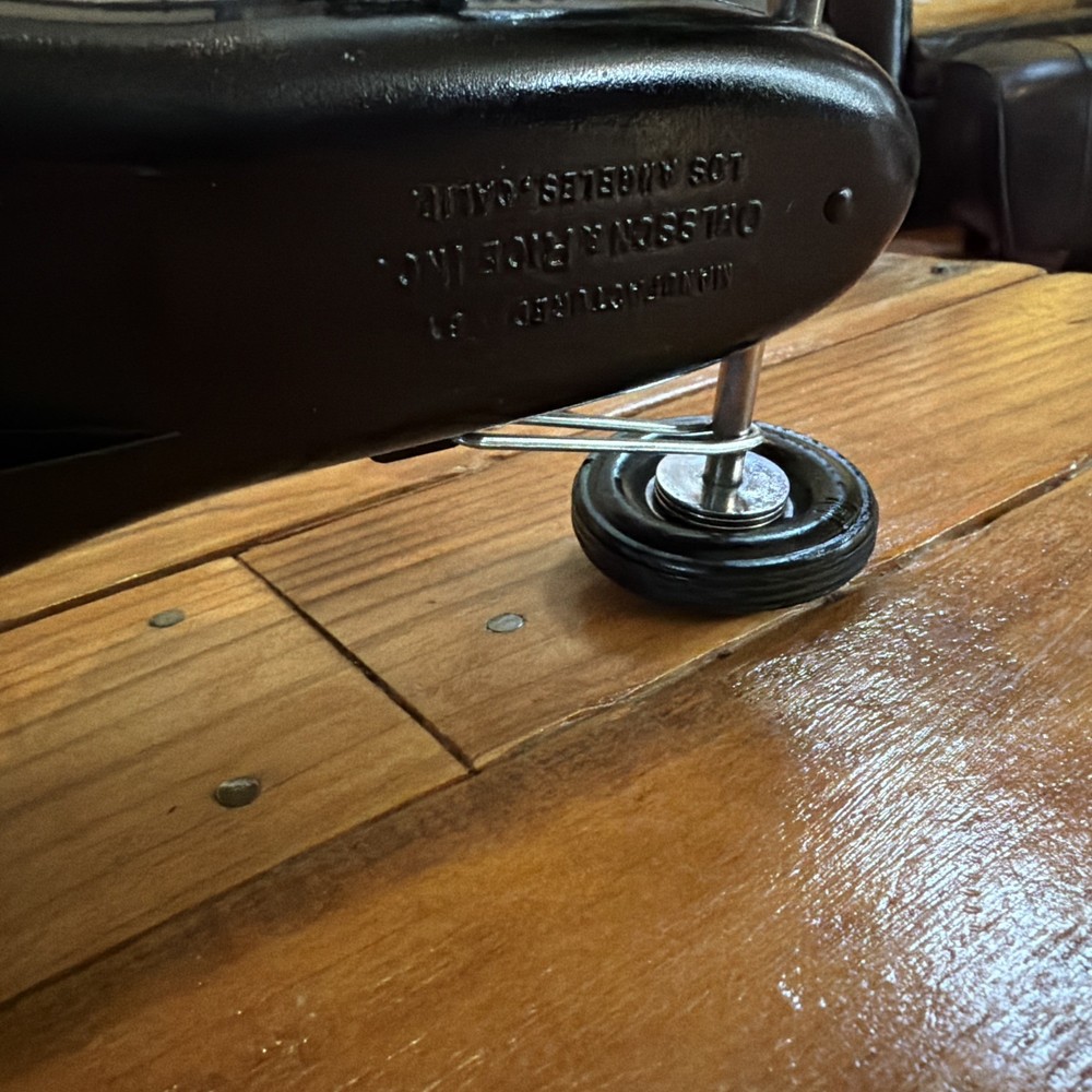 VINTAGE OHLSSON & RICE TETHER RACE CAR.