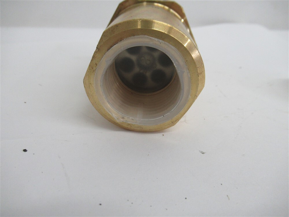 DP VFF-16-16N-NPT, Brass Wing Style Screw Connect Coupling, 1" Thread