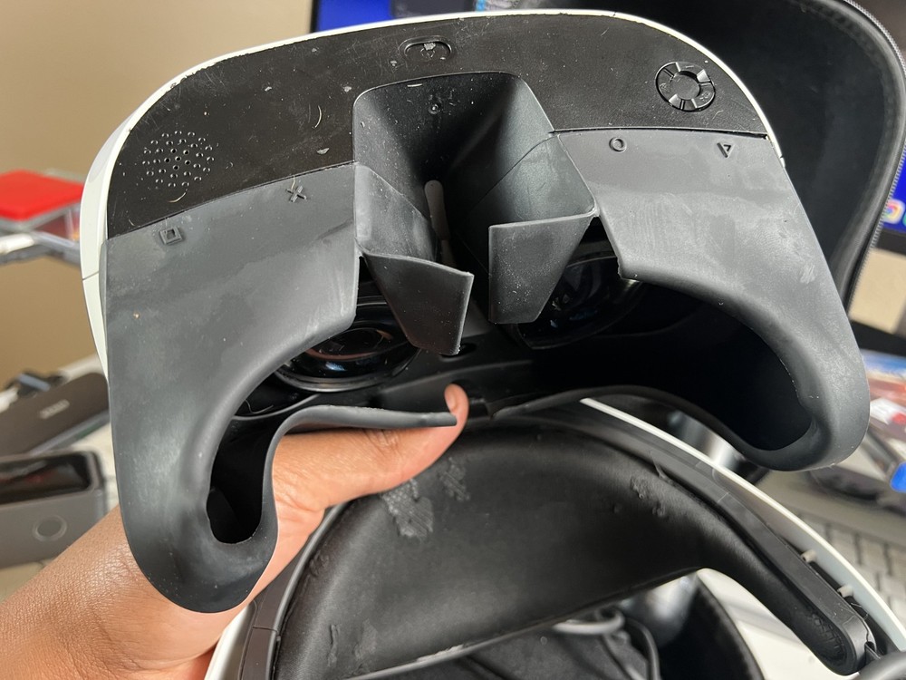 PlayStation VR PSVR Bundle w/ Move Controllers Doom VR Games Tested