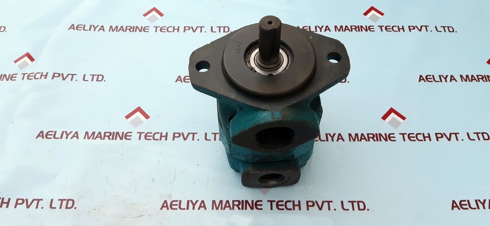 Vickers V30 1P 28 1C 10 Vane Pump