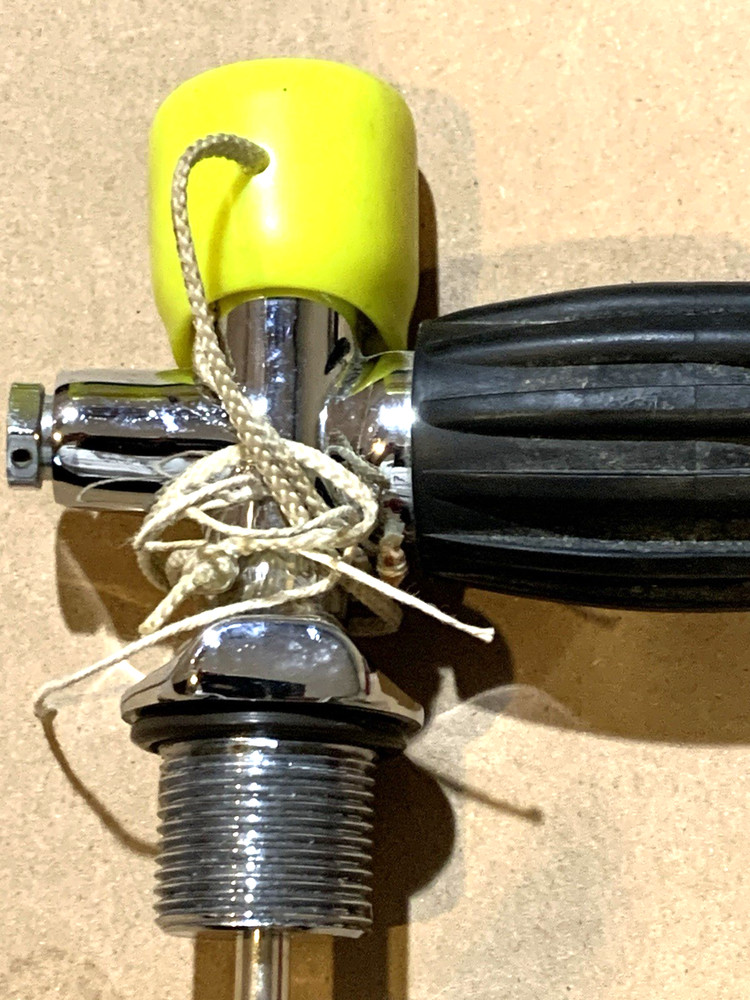 SCUBAPRO CONSOLE, RUGULATOR, VALVE $200