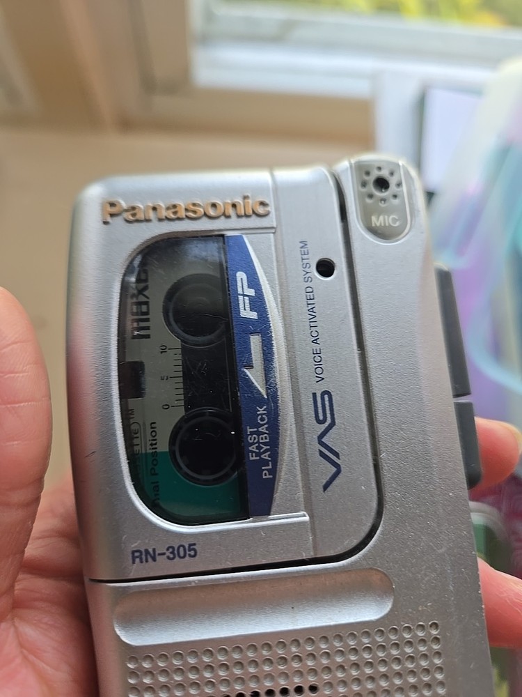 Panasonic RN-305 Microcassette Recorder - No Battery Cover - PLEASE Read
