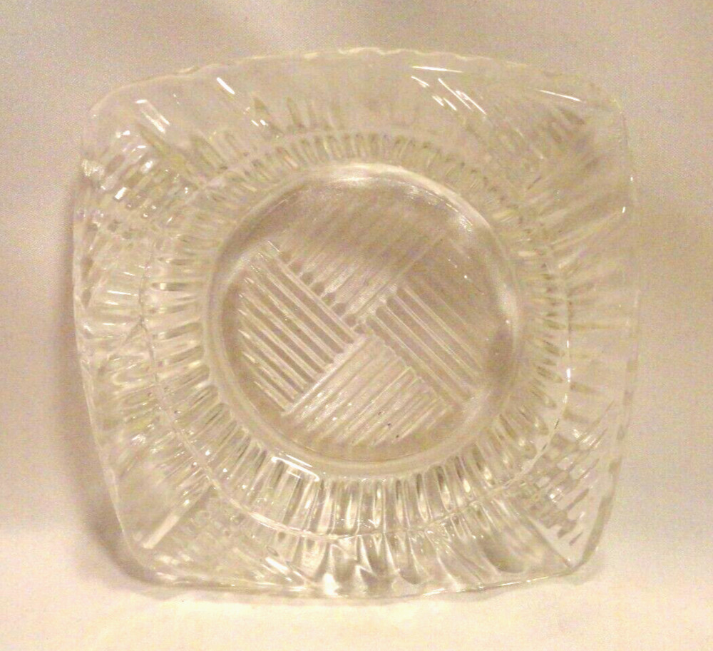 VINTAGE CLEAR GLASS ASHTRAY🚬