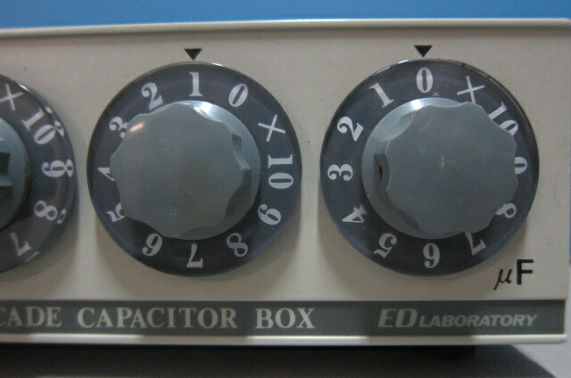 ED Laboratory CU-410A Decade Capacitor Box, 100pF-1uF, 250WV DC
