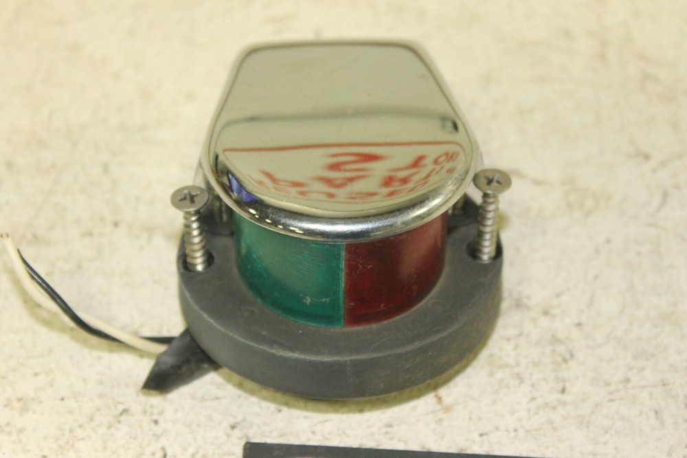 Control Panels, Face Plates & Front Nav Light from Maxum Boat