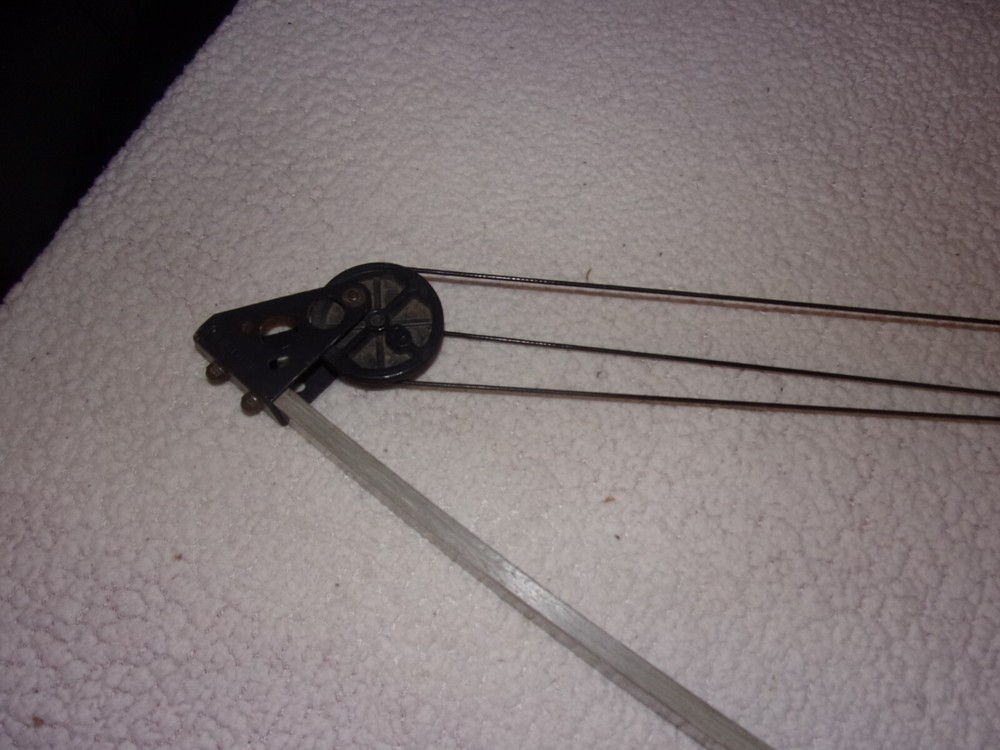 Vintage Darton Falcon Compound Bow