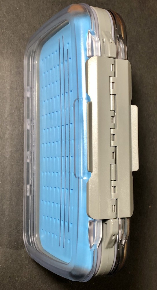 FLICON DOUBLE SIDED SILICON FLY BOX. DURABLE & WATERPROOF. 312 FLY CAPACITY.