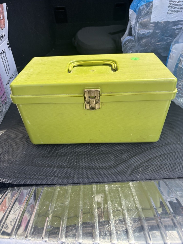 Green Beige Plastic Spool Bobbin Storage Box with Compartments and Handle