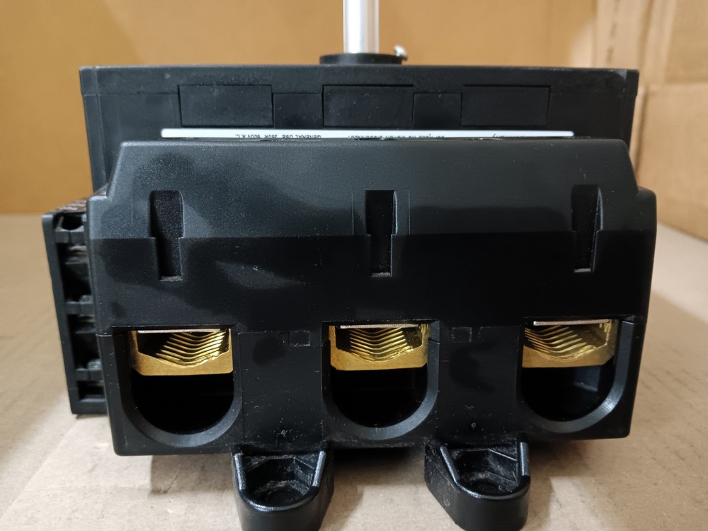 Eaton P5-250/V/SVB Rotary Switch