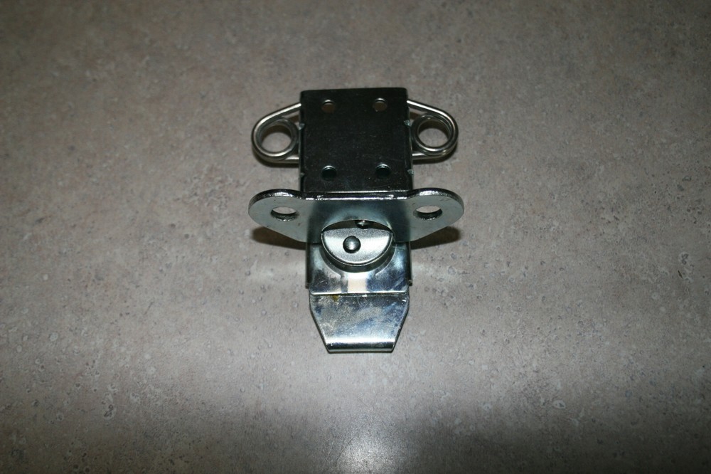 Twist Lock Latches (4ea)