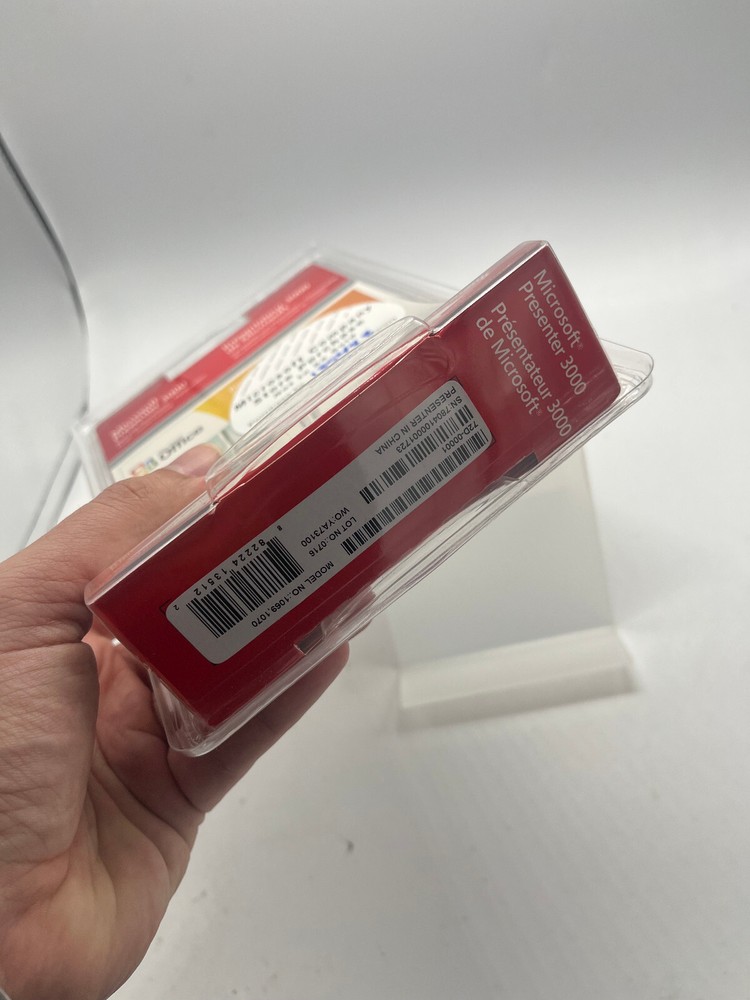 Microsoft Presenter 3000 72D-00001 Gray RF Wireless Presenter 3000