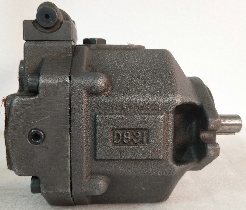 YUKEN AR16-FR01C-22 PISTON PUMP