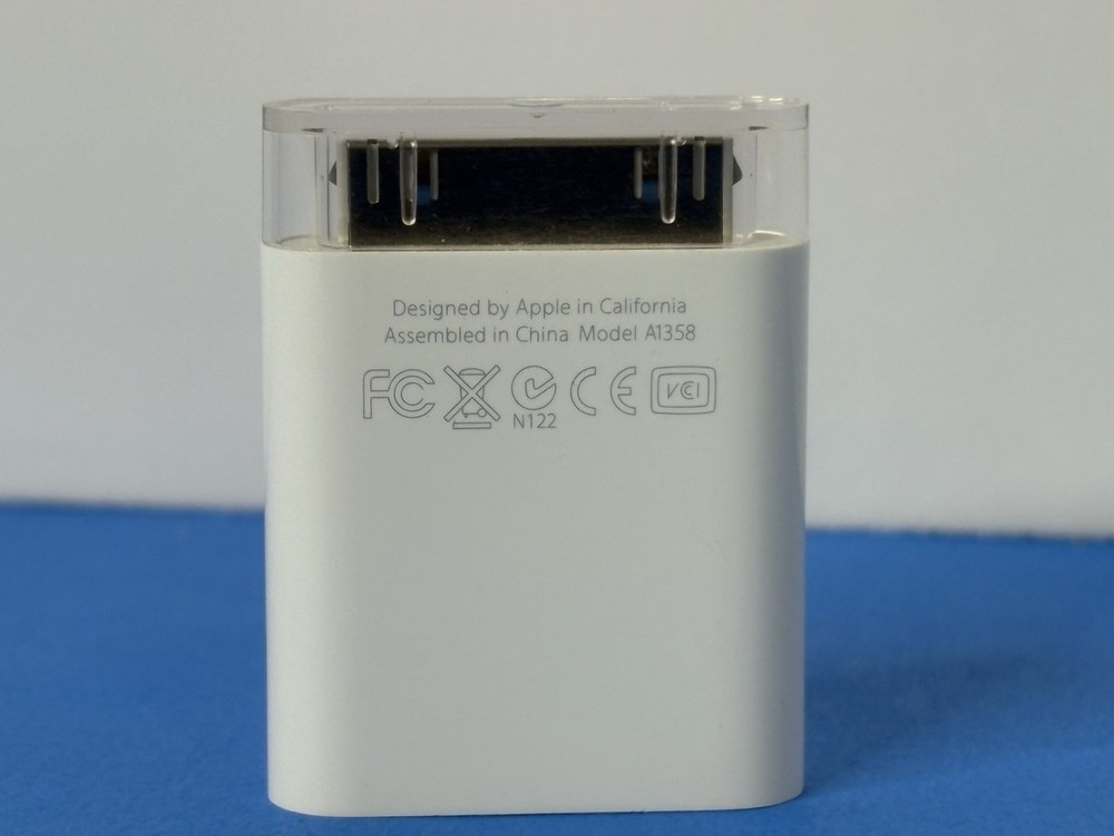 Authentic Apple Ipad Camera Connection USB Adaptor Model A1358