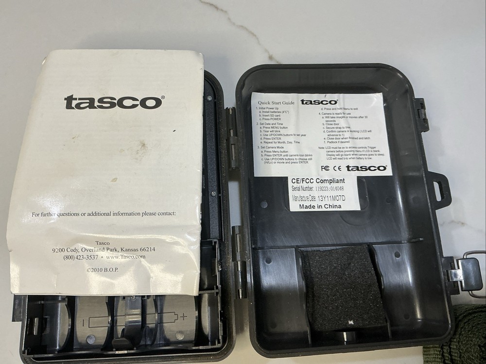 Tasco Digital Trail Camera Model# 119223C Read Description