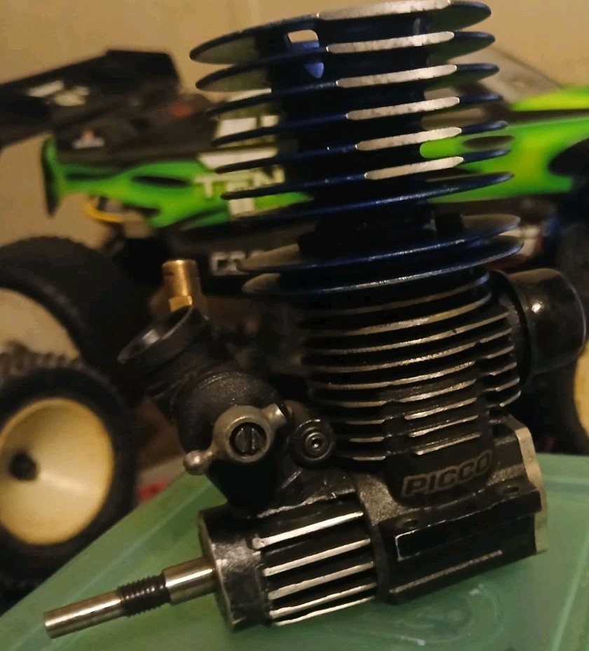 Picco .28 Engine