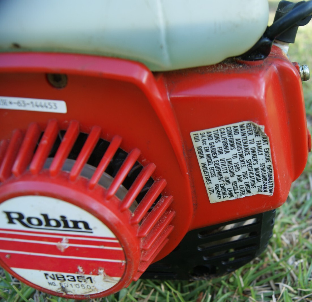 ROBIN NB351 STRING TRIMMER-BUSHWACKER MADE IN JAPAN 34.5CC ENGINE