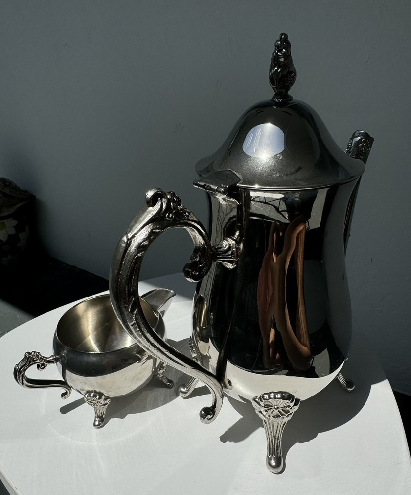 Antique british teapot with Creamer (2items)