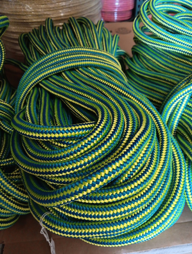 9/16 " x 100 ft. Double Braid Polyester. Arborist Industrial Rope. Blue/Lime