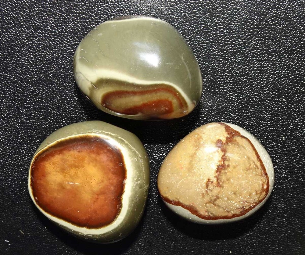 Polychrome Jasper - 3 Polished Pebbles - Madagascar sc749g