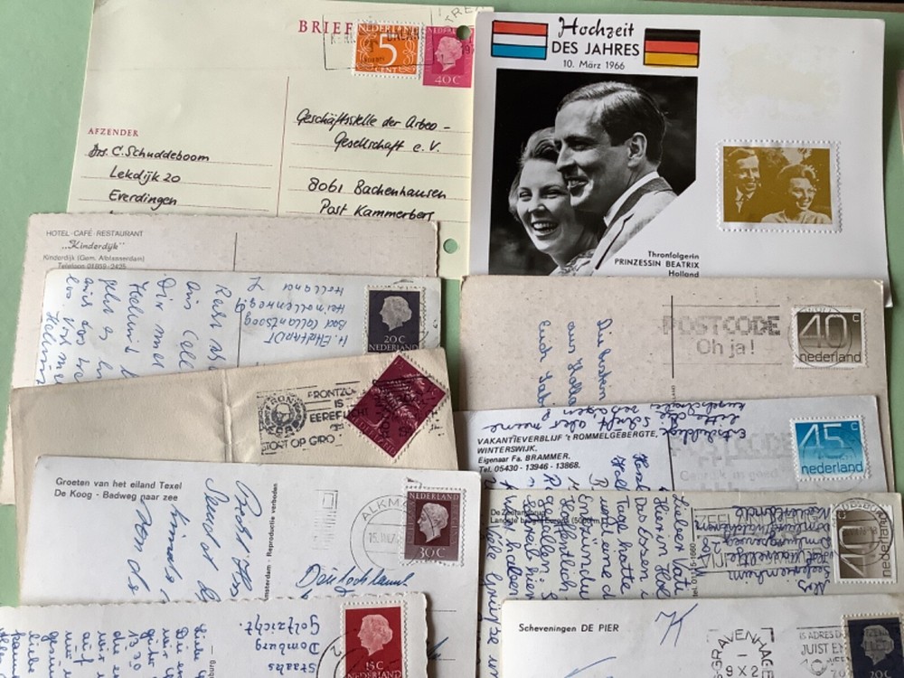 Netherlands & colonie postcards 25 items Ref A2110