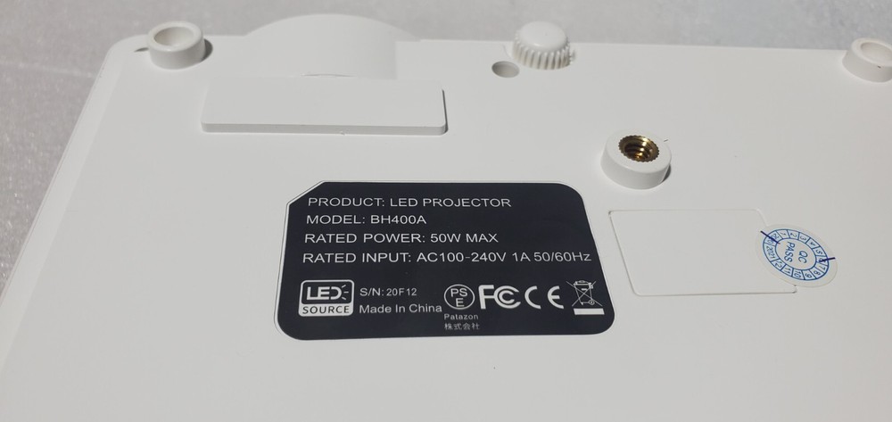 Victsing BH400B Portable LED Projector