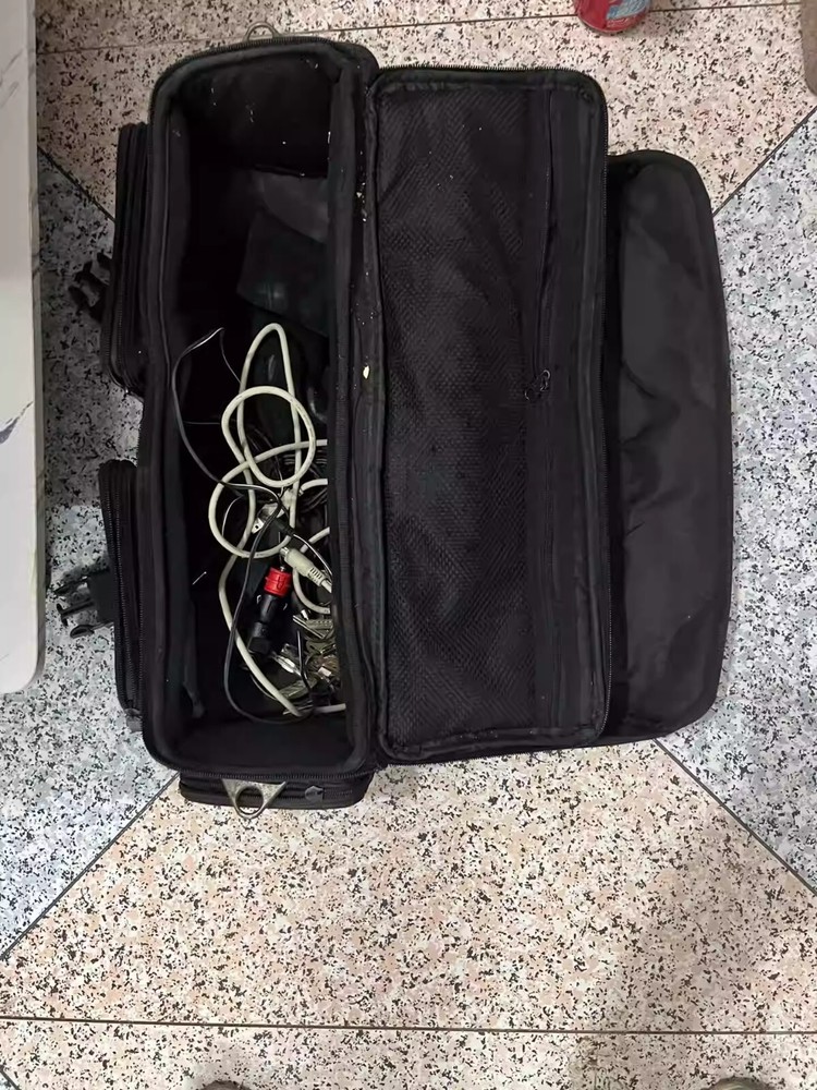 1 PCs FLIR E30 Handheld Thermal Imaging Camera with accessories